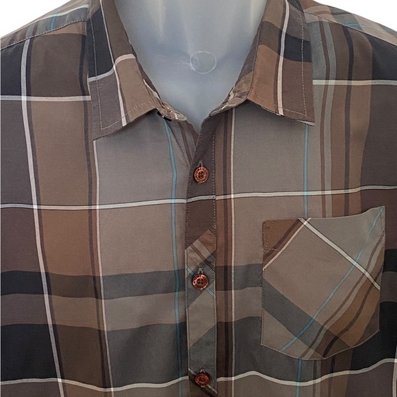 O'NEILL Brown Plaid Short Sleeve Collared Shirt Men L Large - Picture 2 of 9